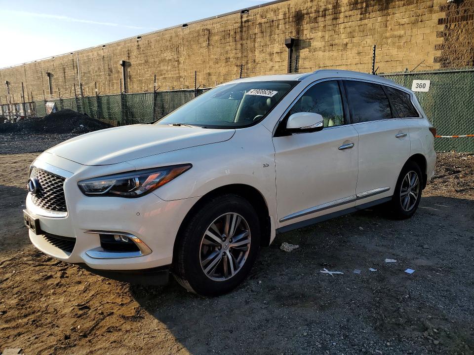 2020 INFINITI QX60 LUXE - 1