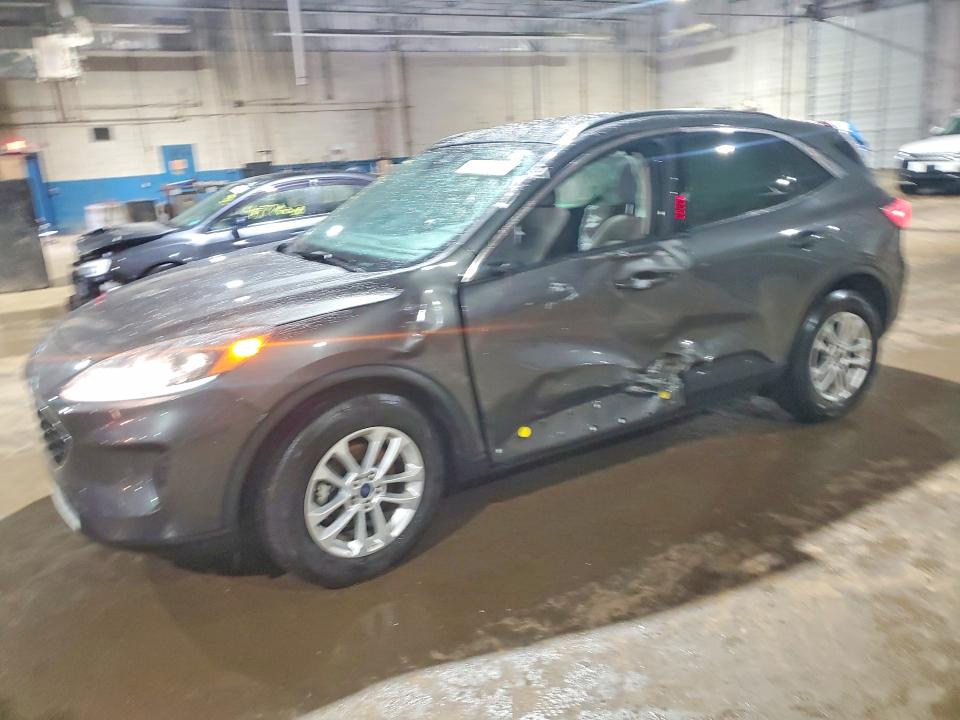 2020 FORD ESCAPE SE - 1