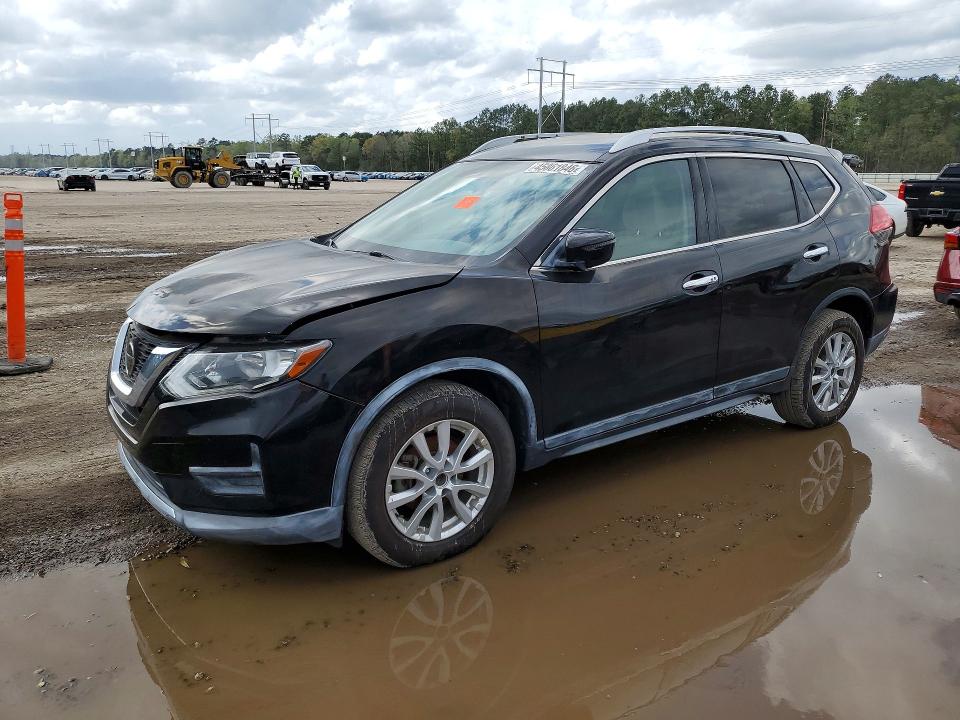 2017 NISSAN ROGUE - 1