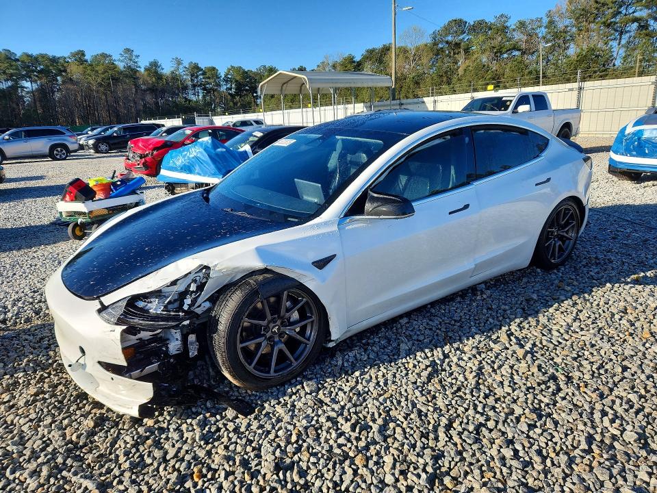 2019 TESLA MODEL 3 - 1
