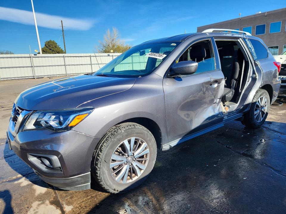 2017 NISSAN PATHFINDER S - 1