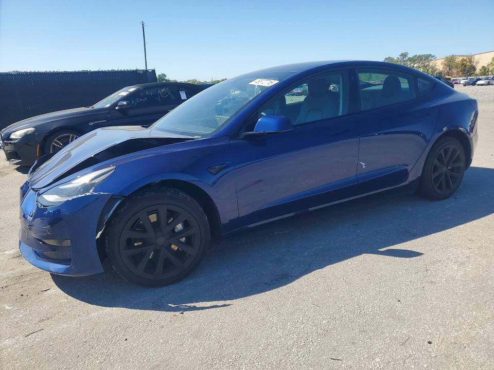 2023 TESLA MODEL 3 - 1
