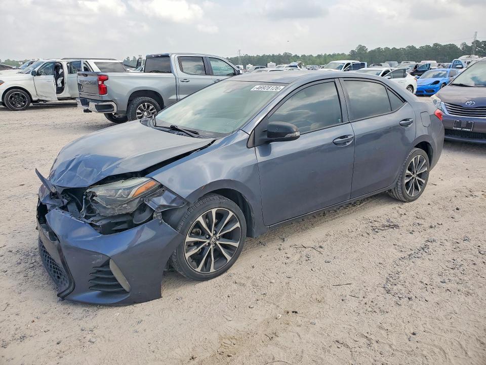 2017 TOYOTA COROLLA SE - 1