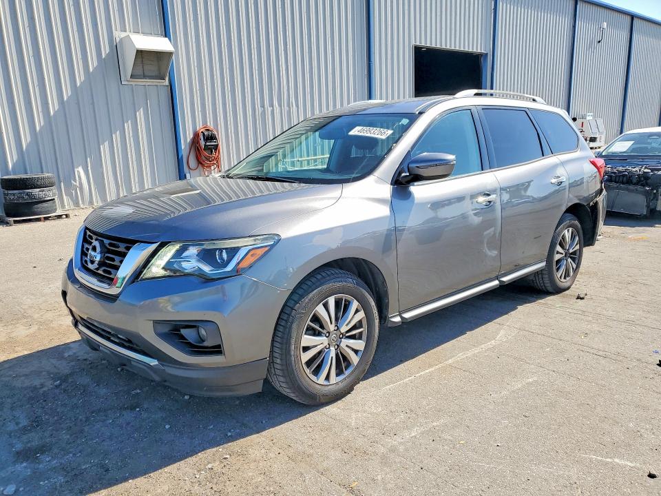 2019 NISSAN PATHFINDER SV - 1