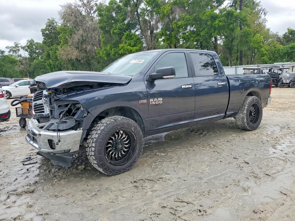 2018 RAM 1500 SLT - 1