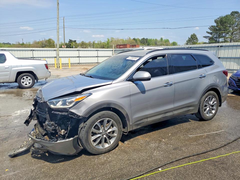 2018 HYUNDAI SANTA FE SE - 1