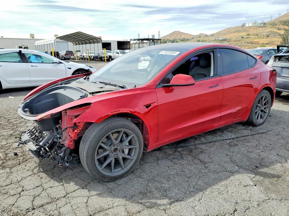2023 TESLA MODEL 3 - 1