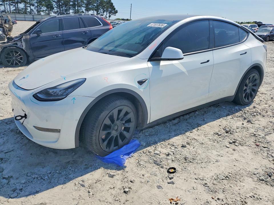 2022 TESLA MODEL Y - 1