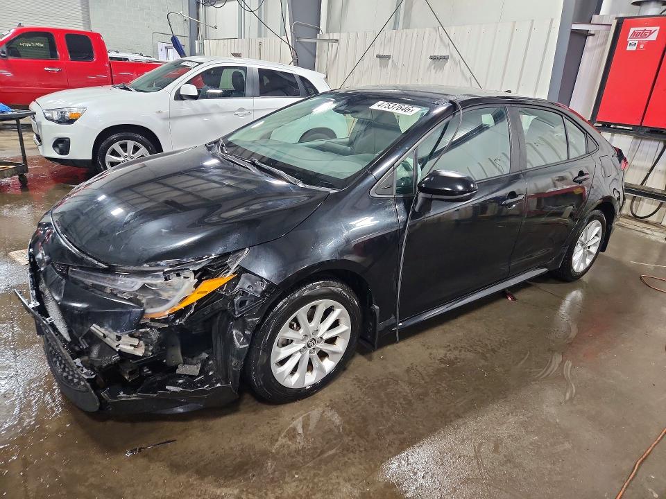 2022 TOYOTA COROLLA LE - 1