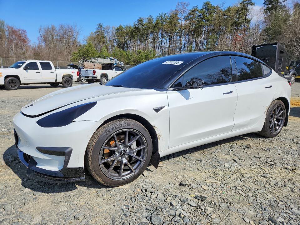 2023 TESLA MODEL 3 - 1