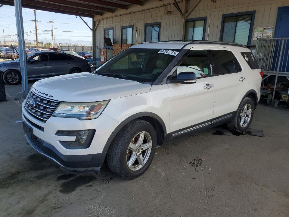 2016 FORD EXPLORER XLT - 1