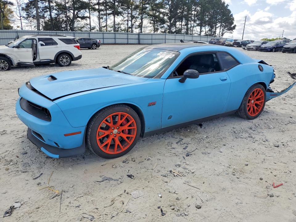 2016 DODGE CHALLENGER SRT 392 - 1
