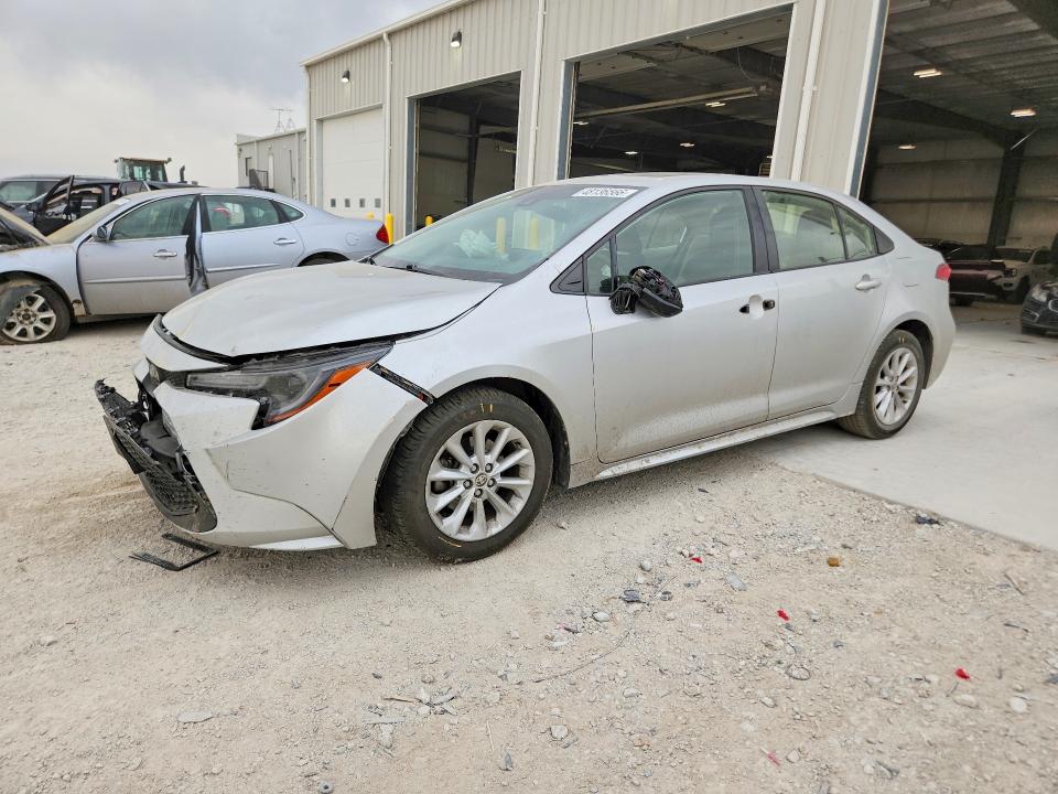 2020 TOYOTA COROLLA LE - 1