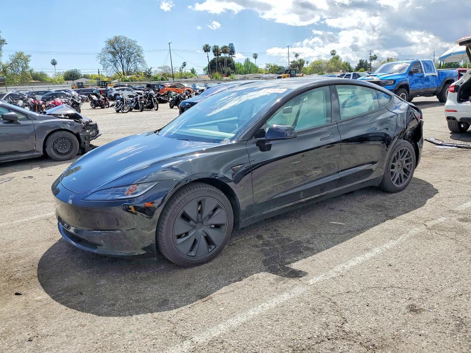 2025 TESLA MODEL 3 - 1