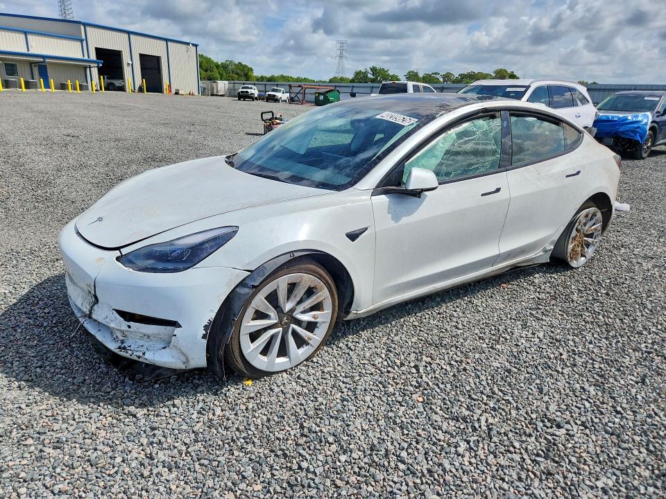 2022 TESLA MODEL 3 - 1