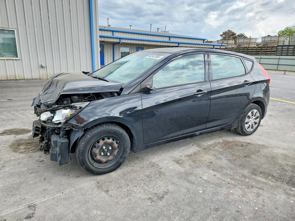 2017 HYUNDAI ACCENT SE - 1