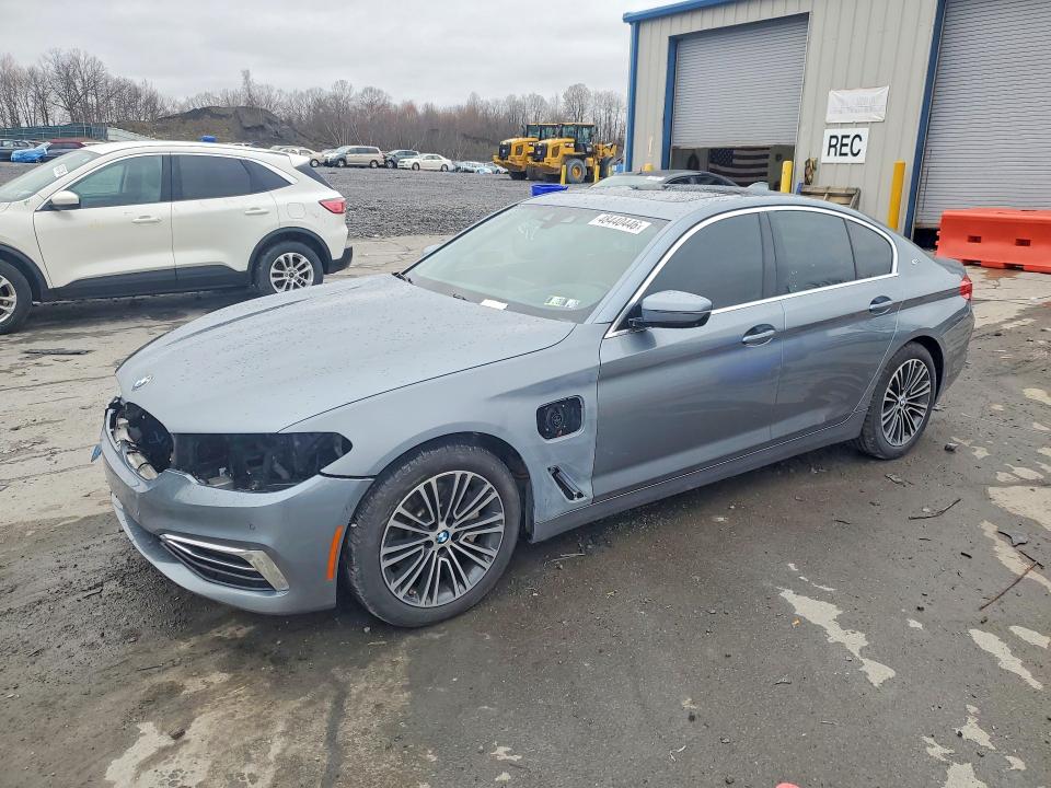 2019 BMW 530XE - 1