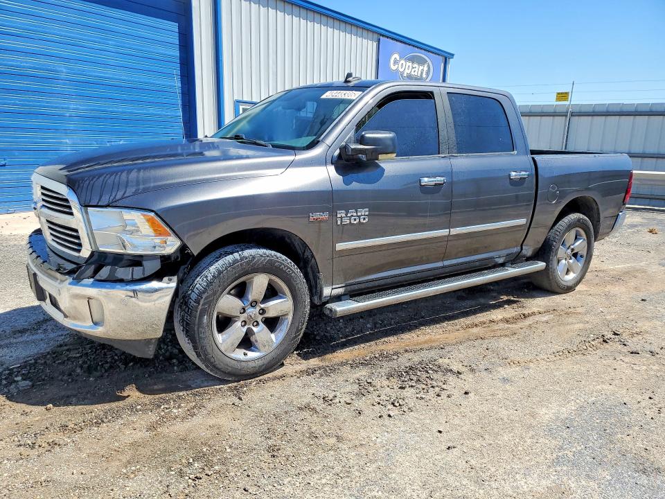 2016 RAM 1500 SLT - 1