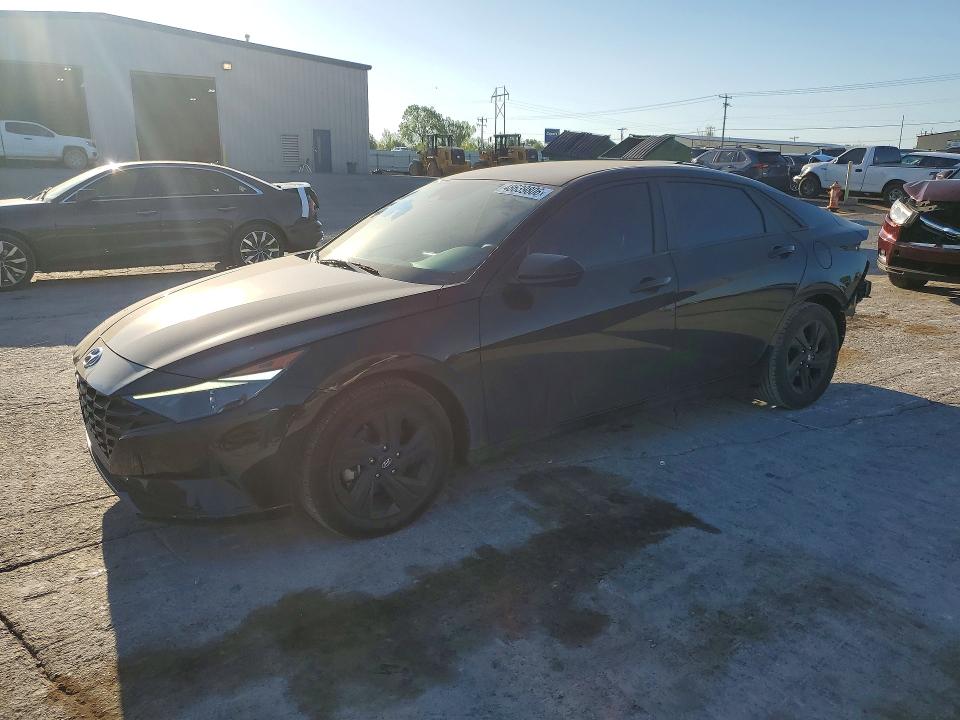 2023 HYUNDAI ELANTRA SEL - 1
