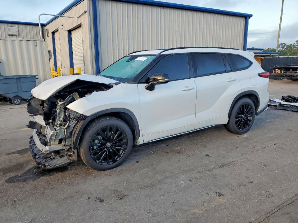 2023 TOYOTA HIGHLANDER XSE - 1