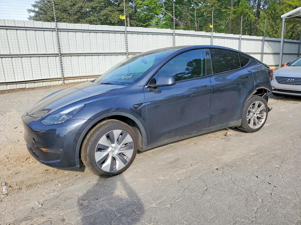 2024 TESLA MODEL Y - 1