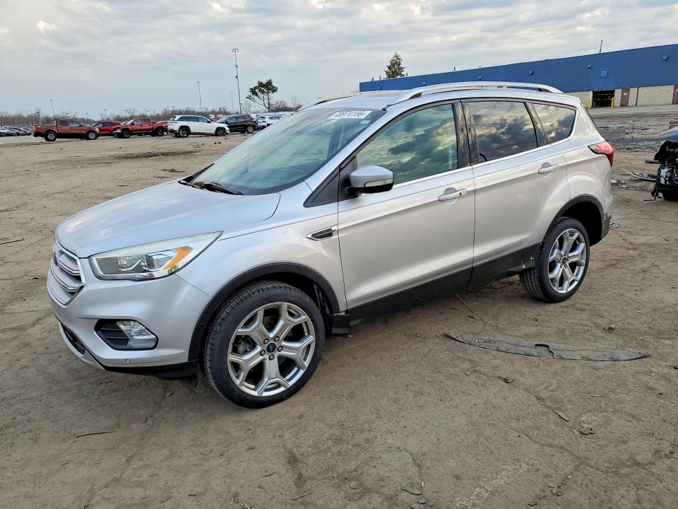 2019 FORD ESCAPE TITANIUM - 1
