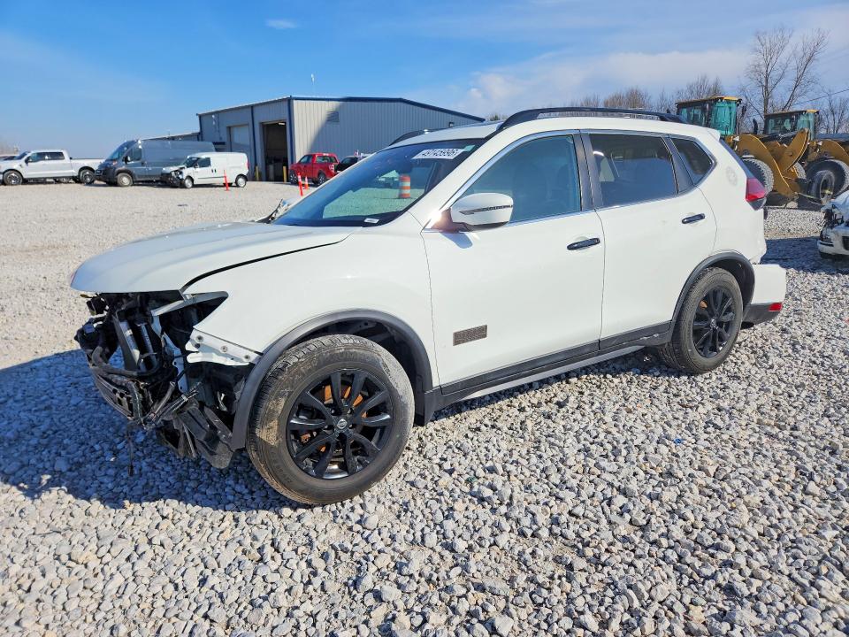 2017 NISSAN ROGUE SV - 1