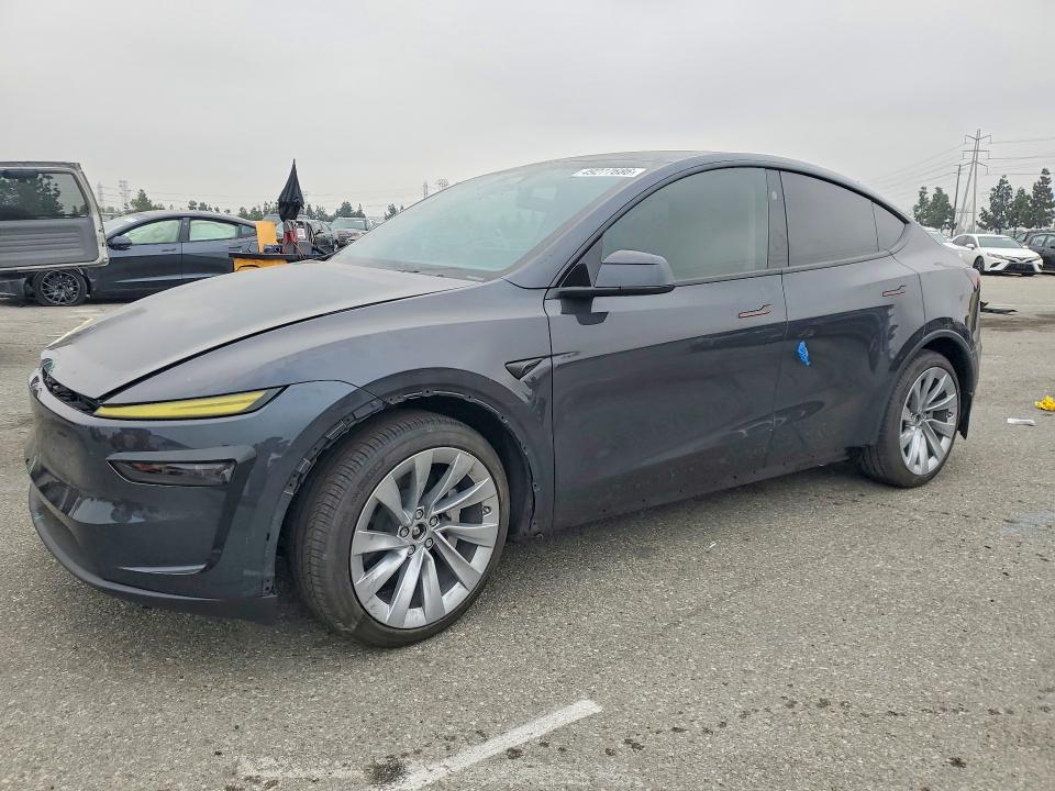 2026 TESLA MODEL Y - 1