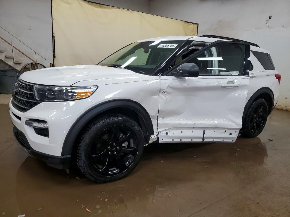 2022 FORD EXPLORER XLT - 1