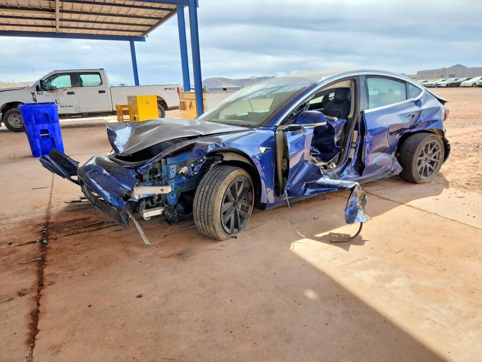 2020 TESLA MODEL 3 - 1