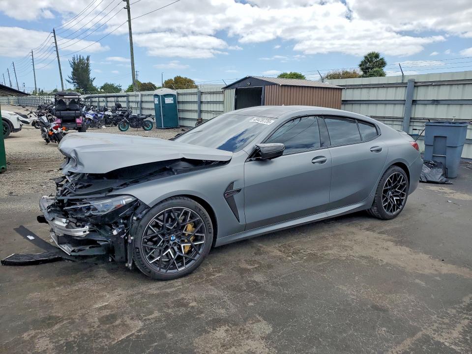 2025 BMW M8 - 1