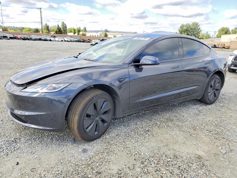 2025 TESLA MODEL 3 - 1