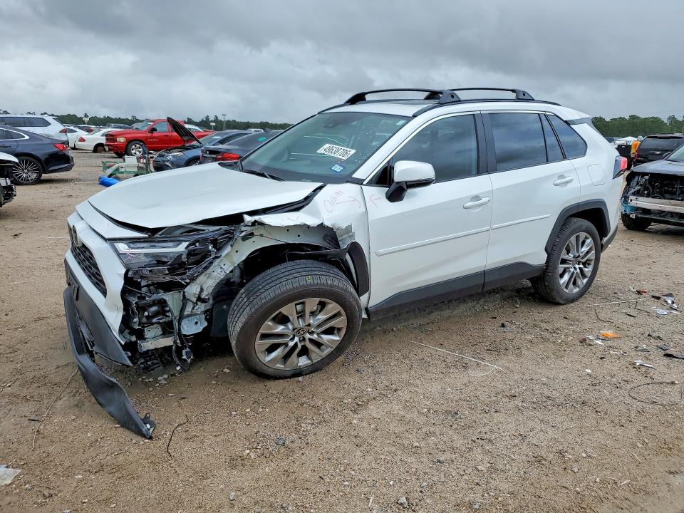 2025 TOYOTA RAV4 XLE PREMIUM - 1