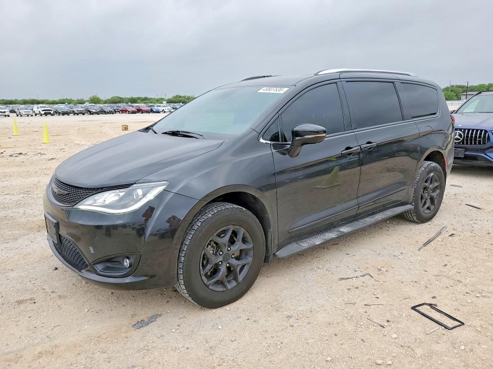 2020 CHRYSLER PACIFICA LIMITED - 1