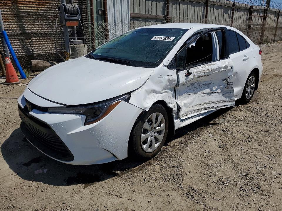 2024 TOYOTA COROLLA LE - 1