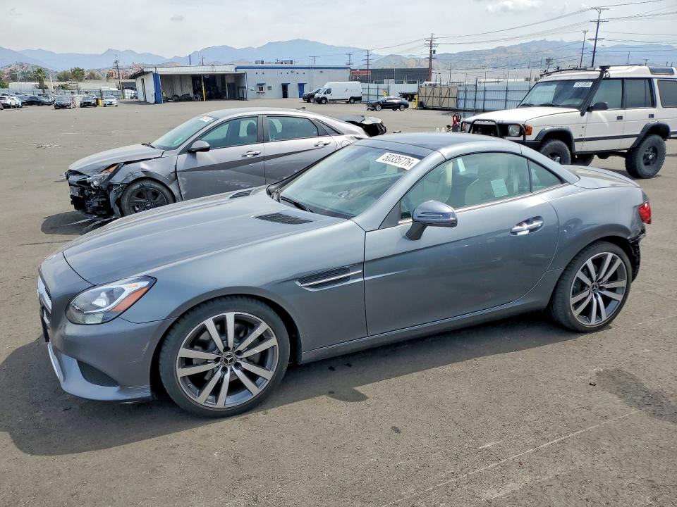 2020 MERCEDES-BENZ SLC 300 - 1