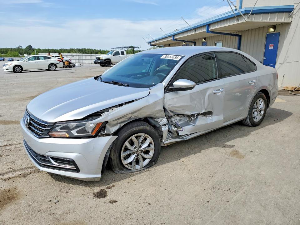 2018 VOLKSWAGEN PASSAT S/R-LINE - 1