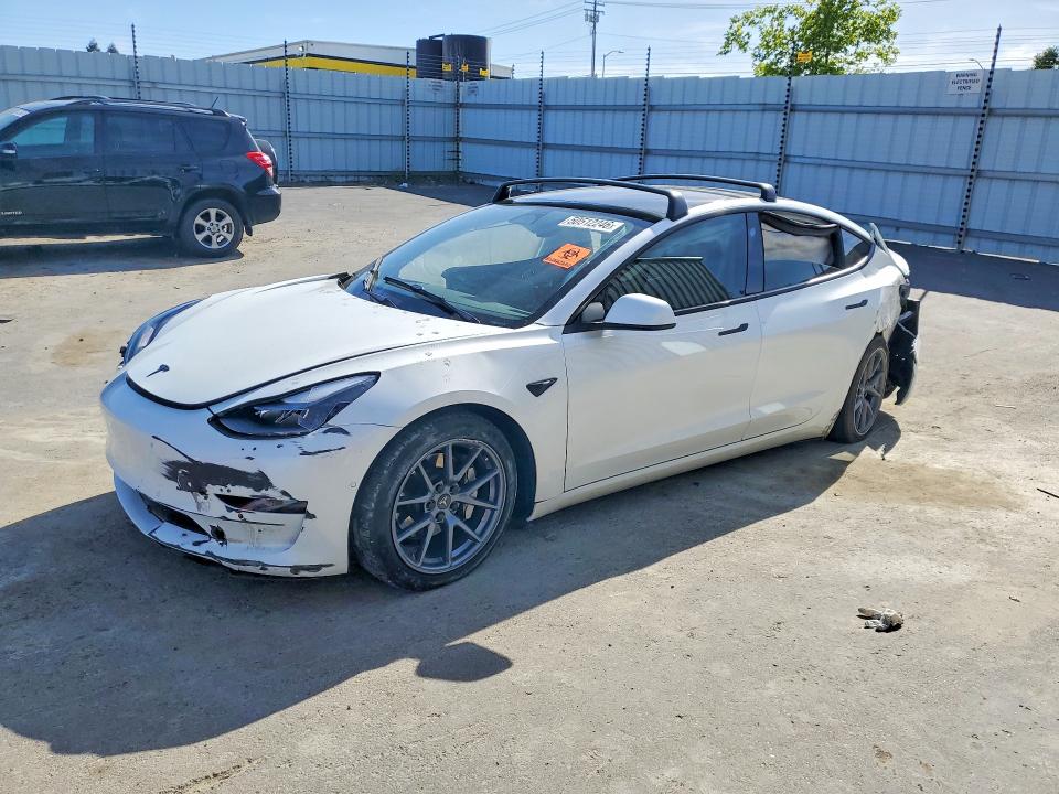 2022 TESLA MODEL 3 - 1