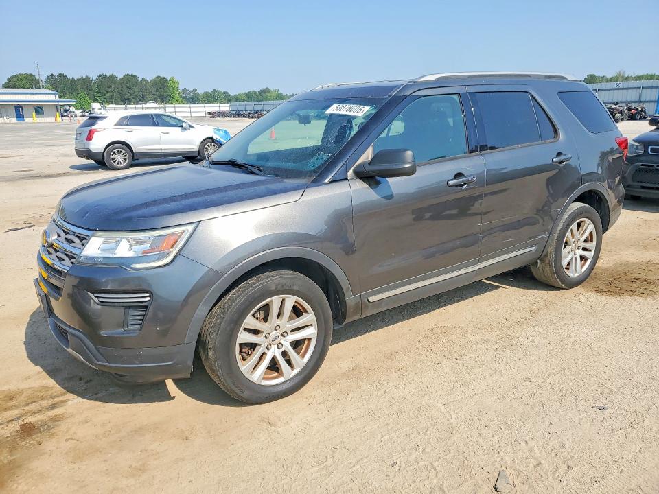 2018 FORD EXPLORER XLT - 1