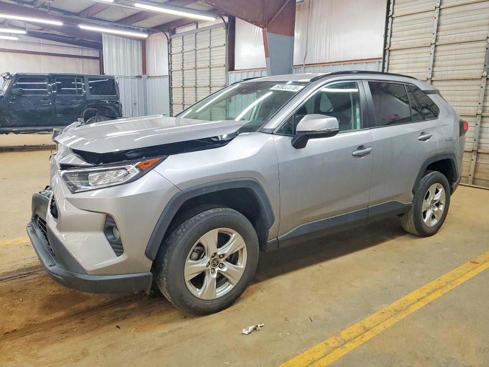 2021 TOYOTA RAV4 XLE - 1