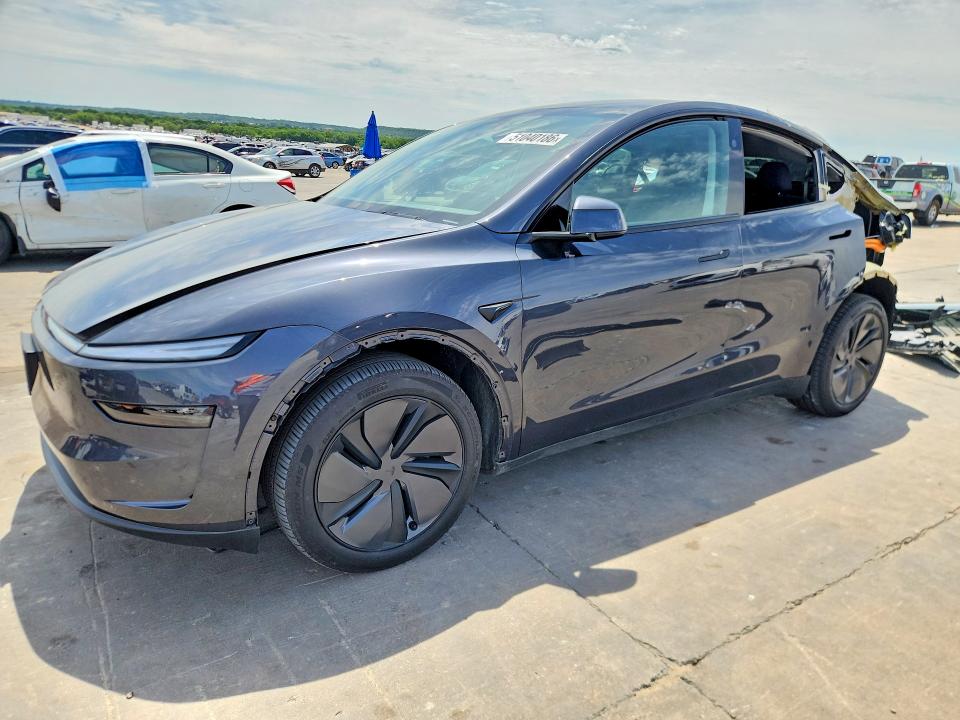 2026 TESLA MODEL Y - 1