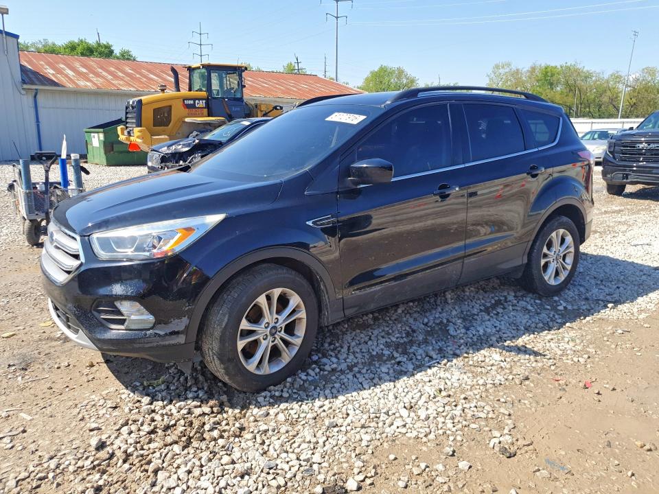 2017 FORD ESCAPE SE - 1