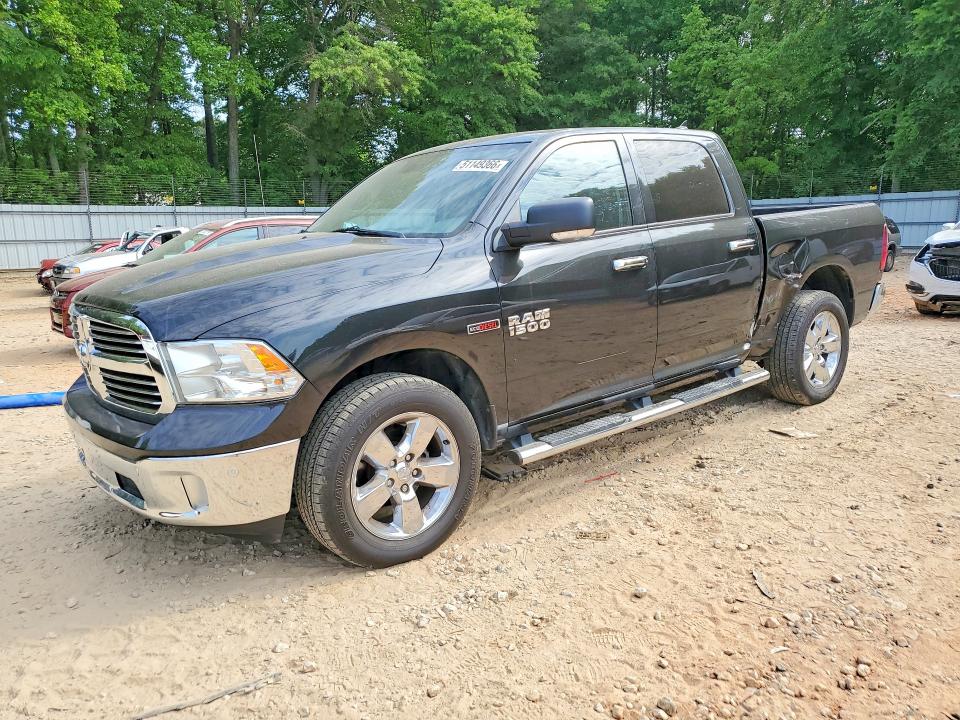 2016 RAM 1500 SLT - 1