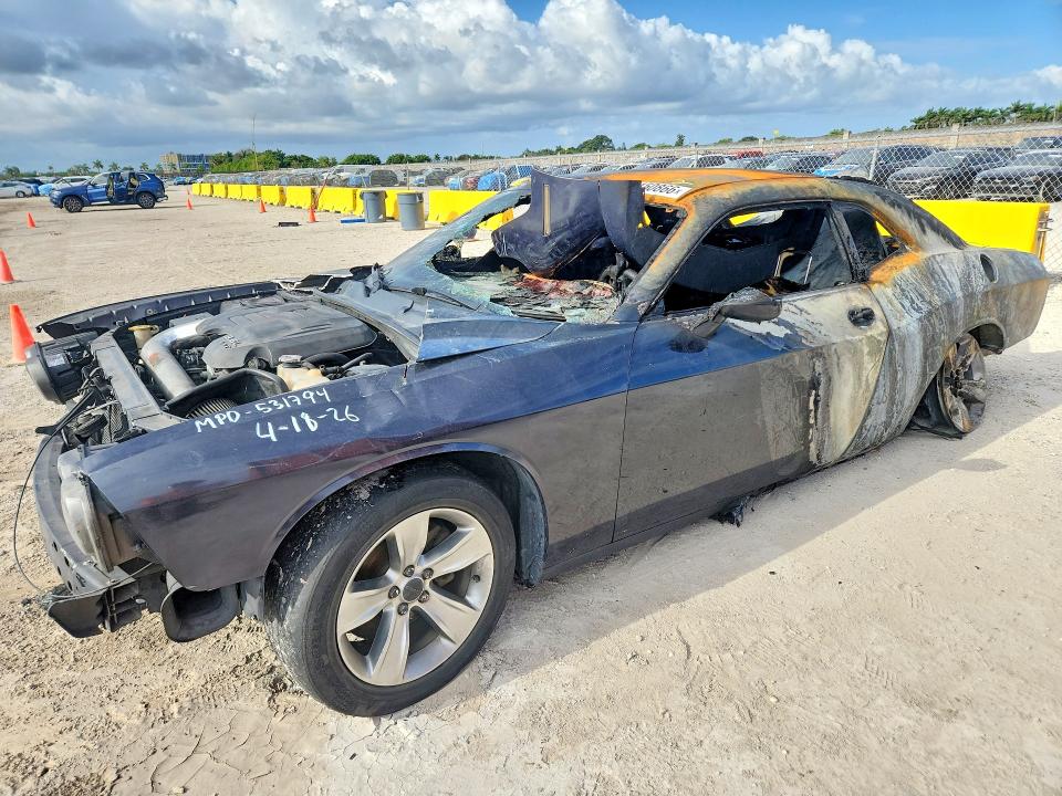 2019 DODGE CHALLENGER SXT - 1