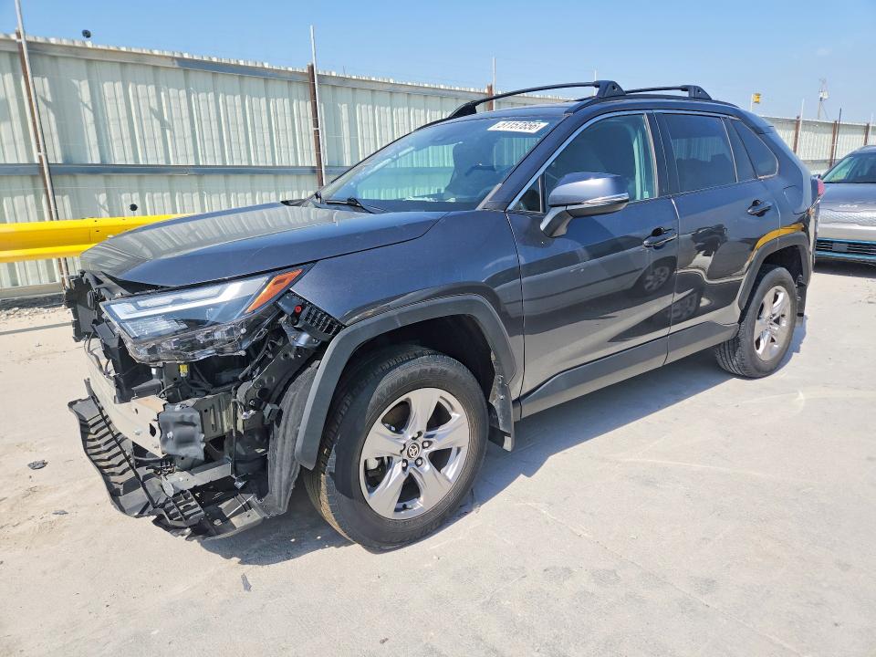 2022 TOYOTA RAV4 XLE - 1