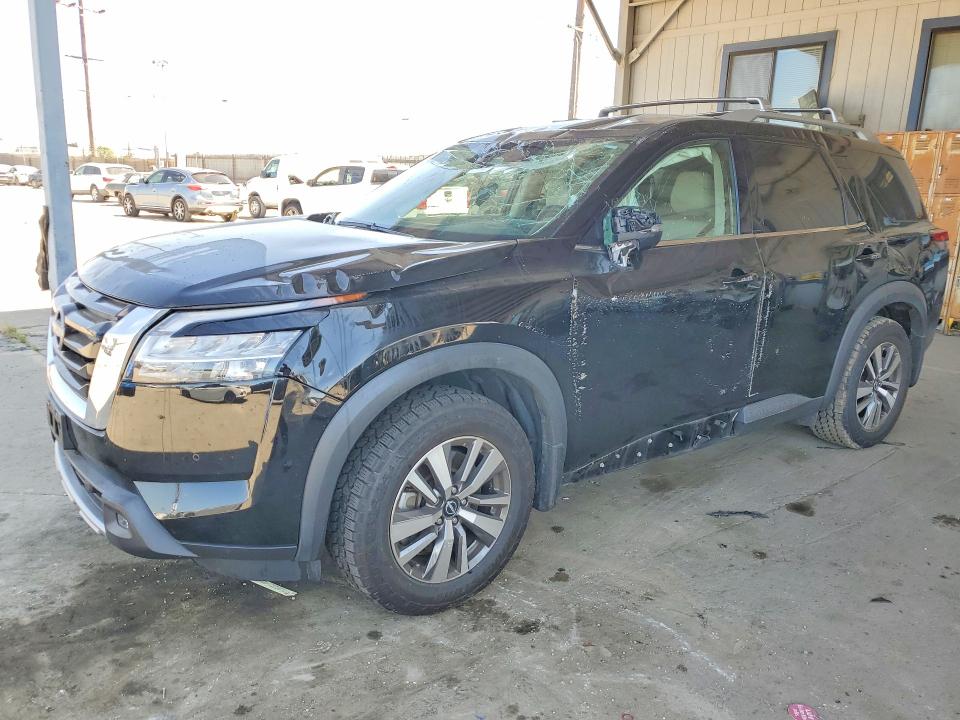 2022 NISSAN PATHFINDER SL - 1