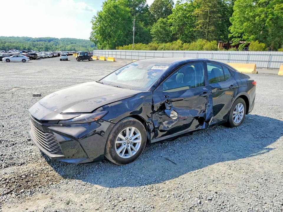 2025 TOYOTA CAMRY LE - 1