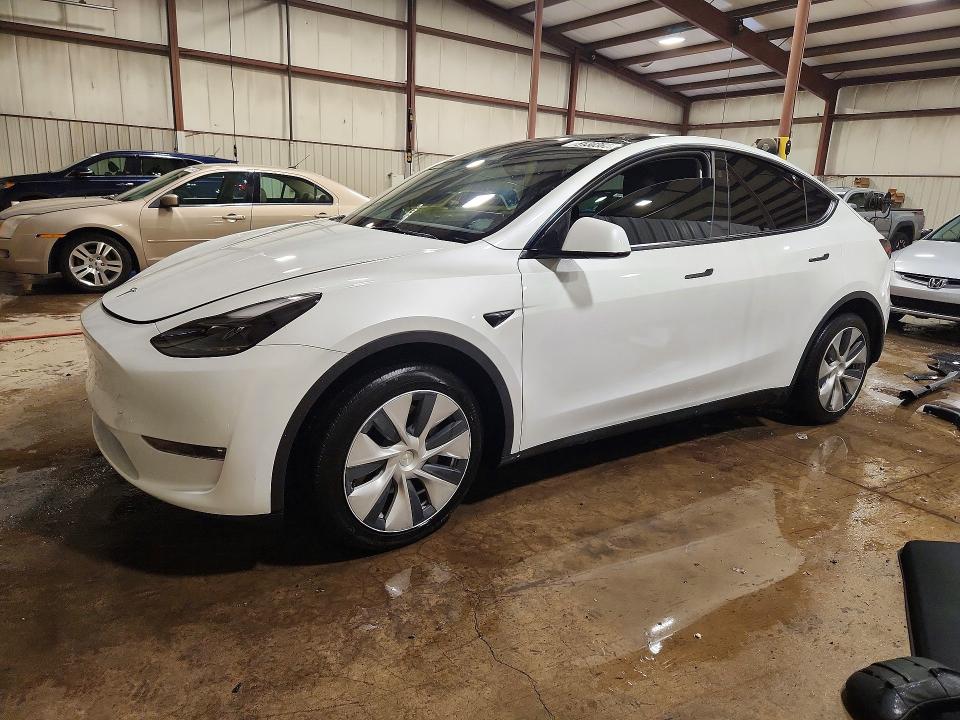 2023 TESLA MODEL Y - 1