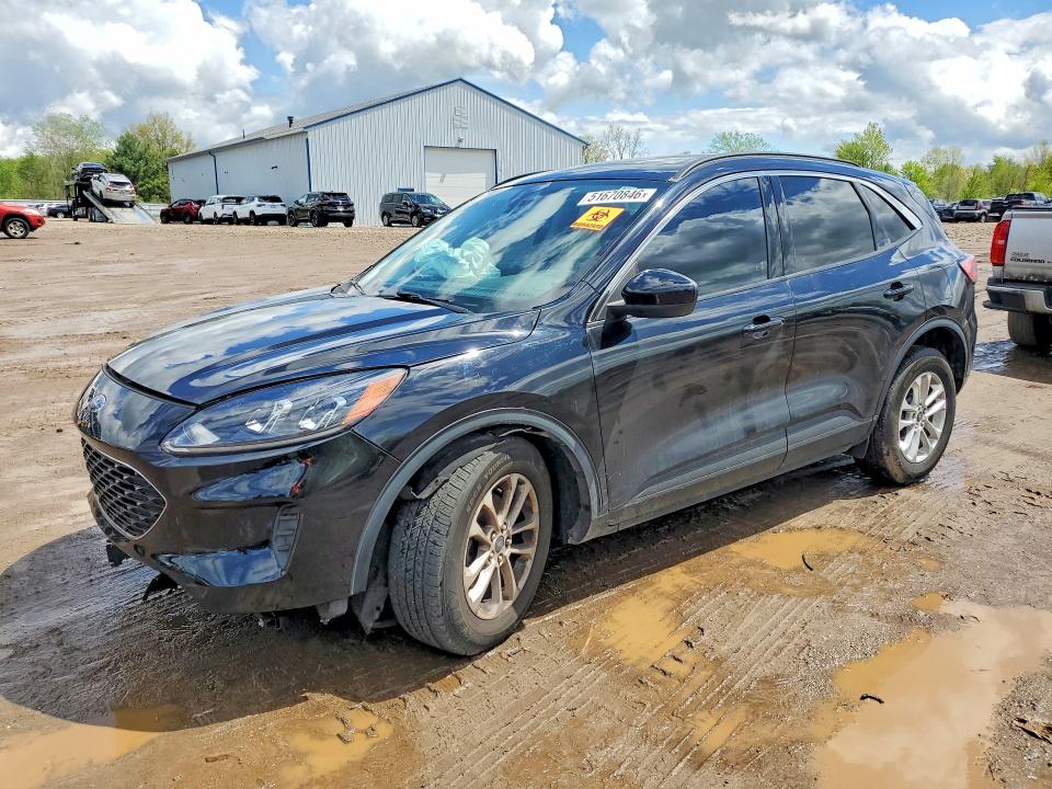 2020 FORD ESCAPE SE - 1