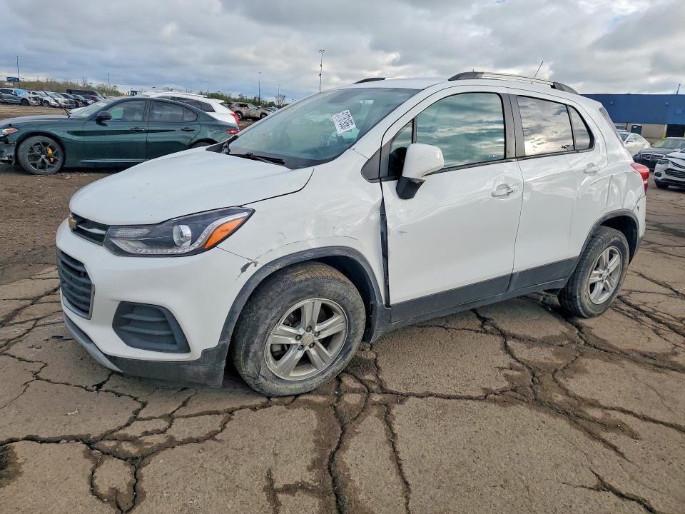 2021 CHEVROLET TRAX 1LT - 1